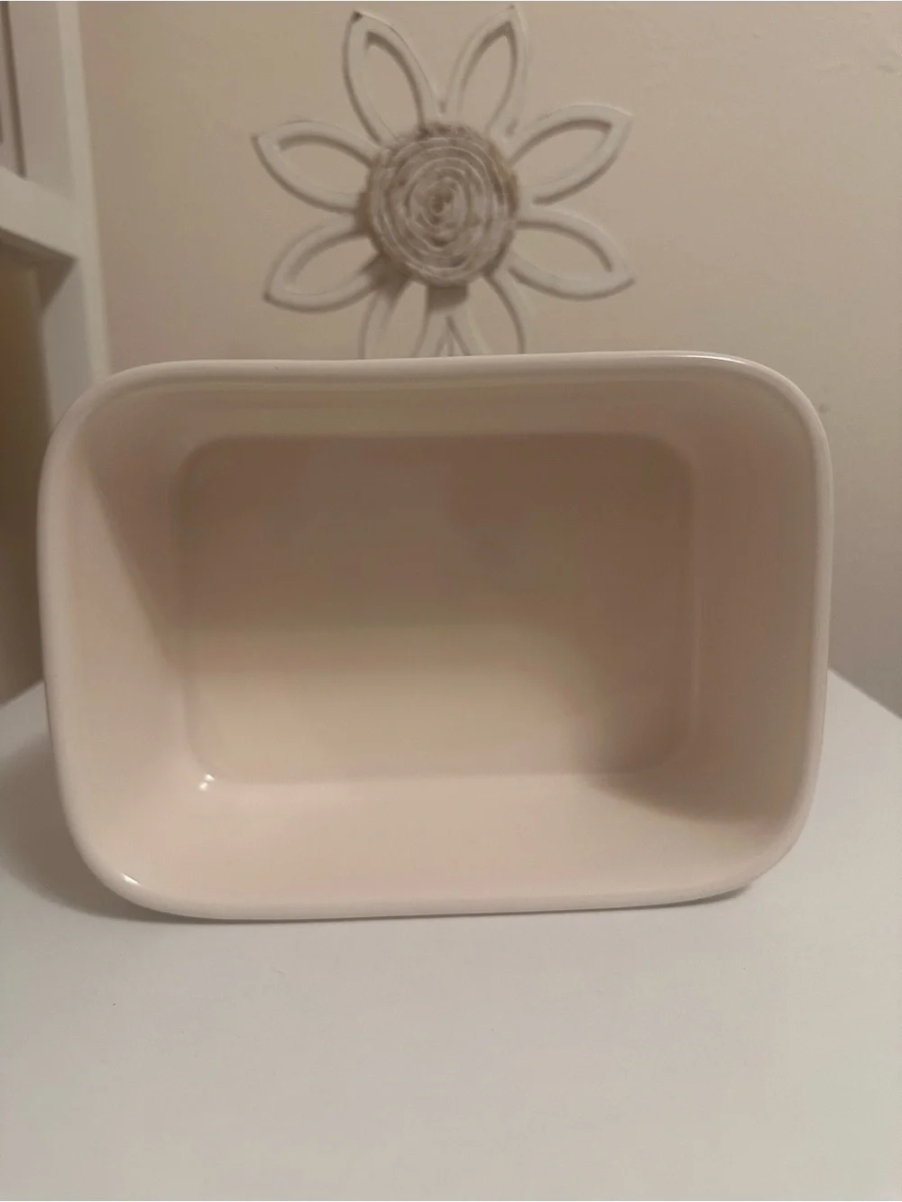 Rae Dunn By Magenta LEFTOVERS Ceramic Food Storage Container w/ Vented Lid G1